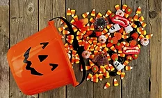 Halloween_candy_sales